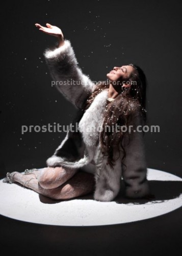 Оля, Г. Радужный